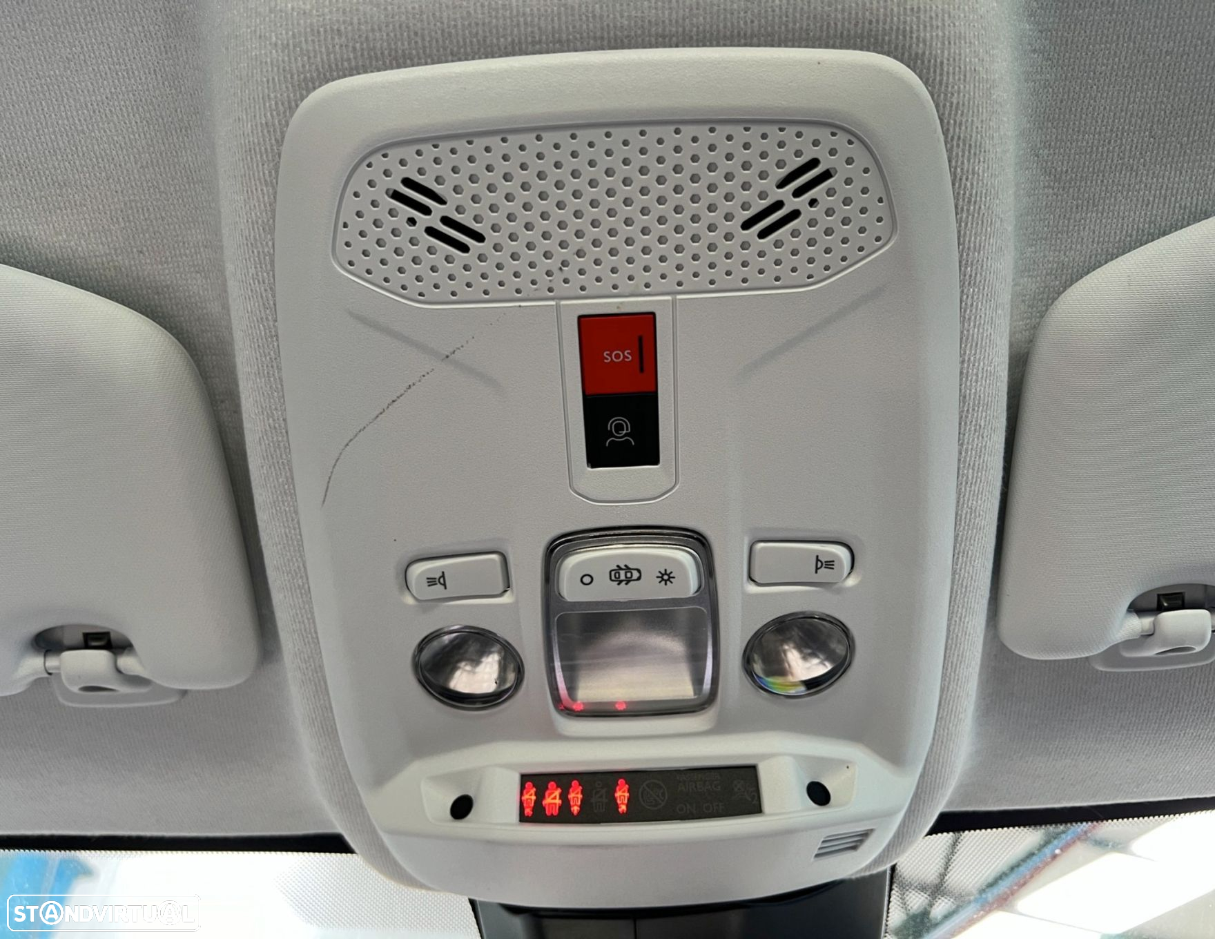 Peugeot 208 1.2 PureTech Active - 12