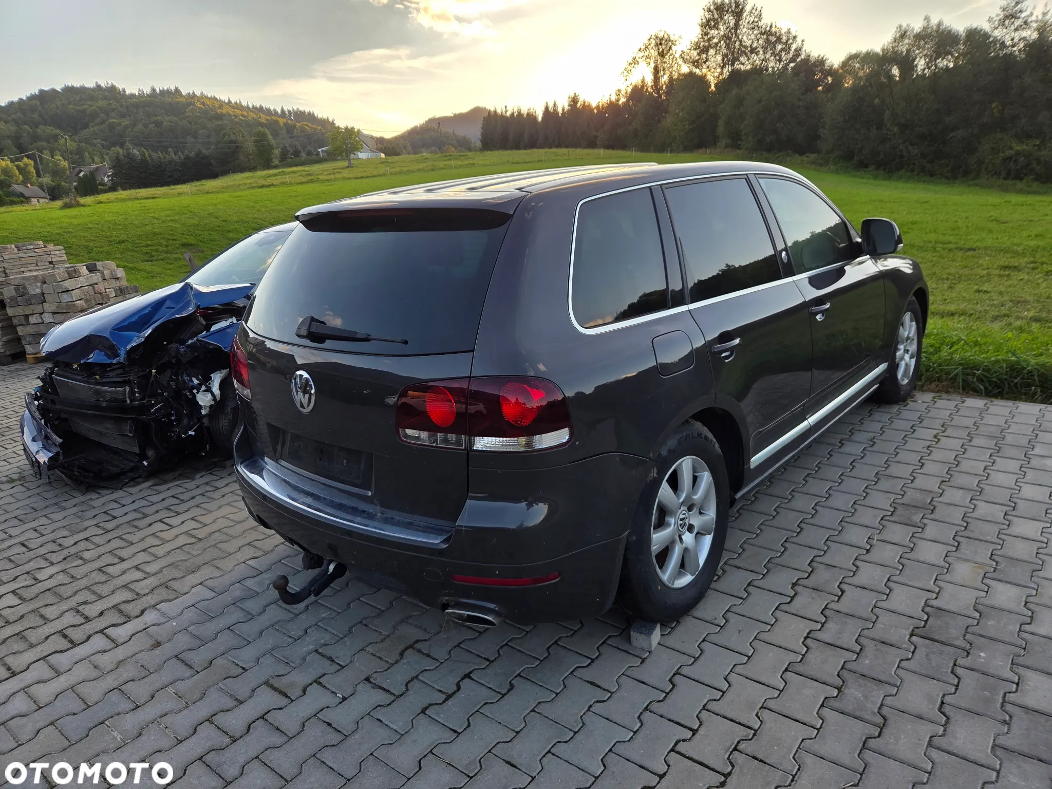 Volkswagen Touareg - 4