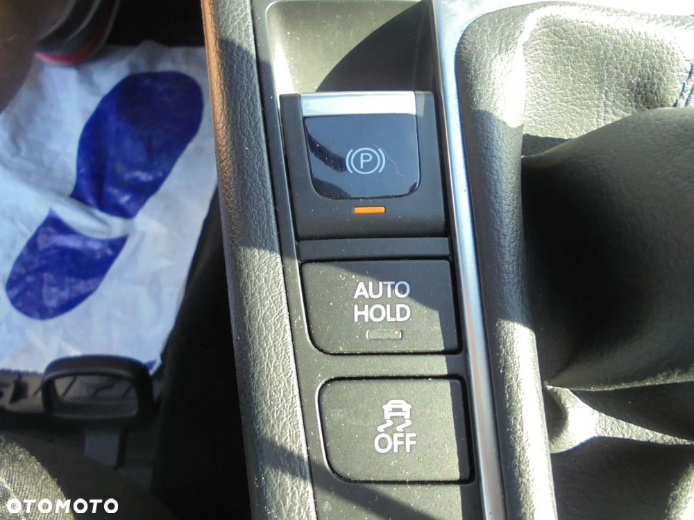 Volkswagen Passat 2.0 TDI Comfortline - 19