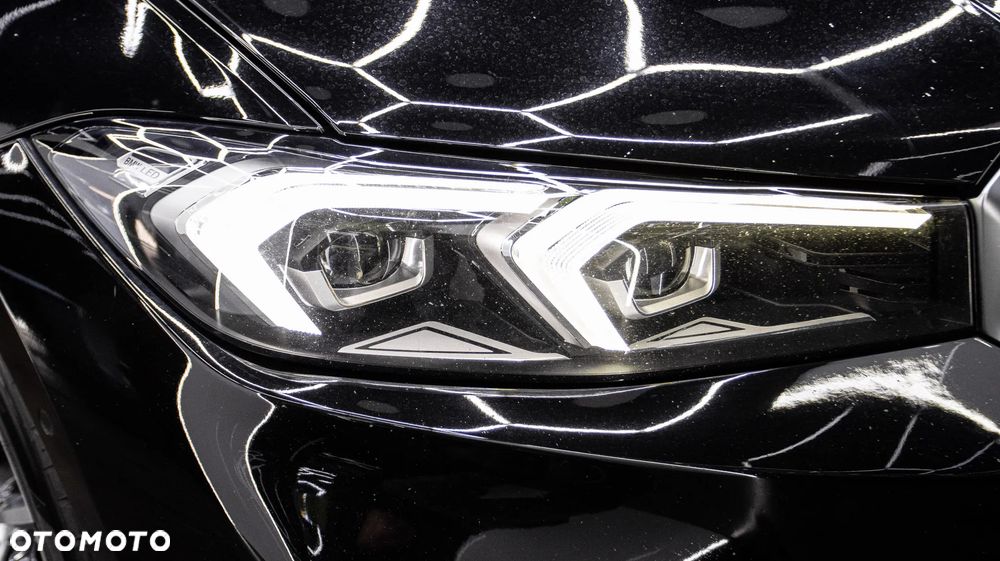 BMW Seria 3 320i Advantage sport - 11