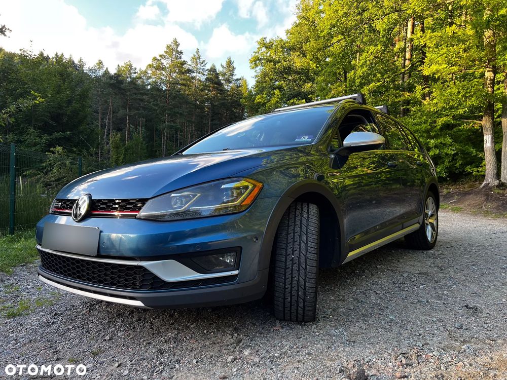 Volkswagen Golf - 5