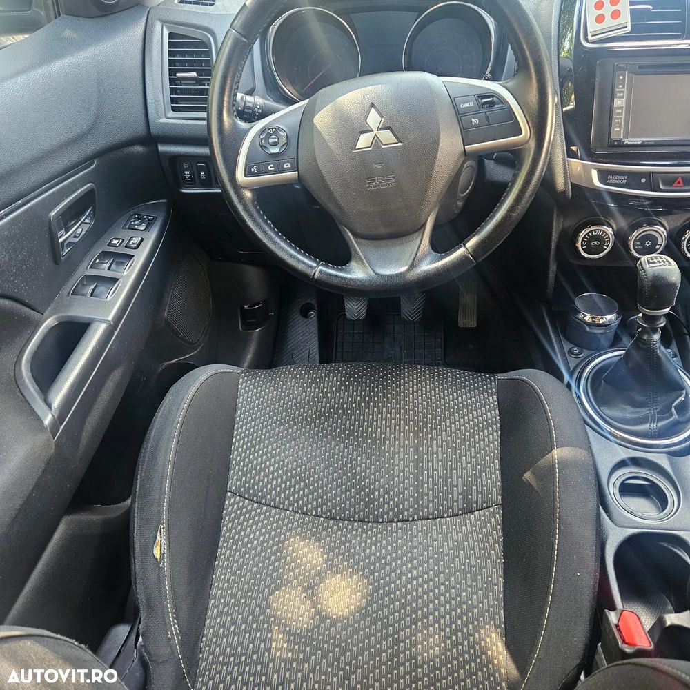 Mitsubishi ASX - 6
