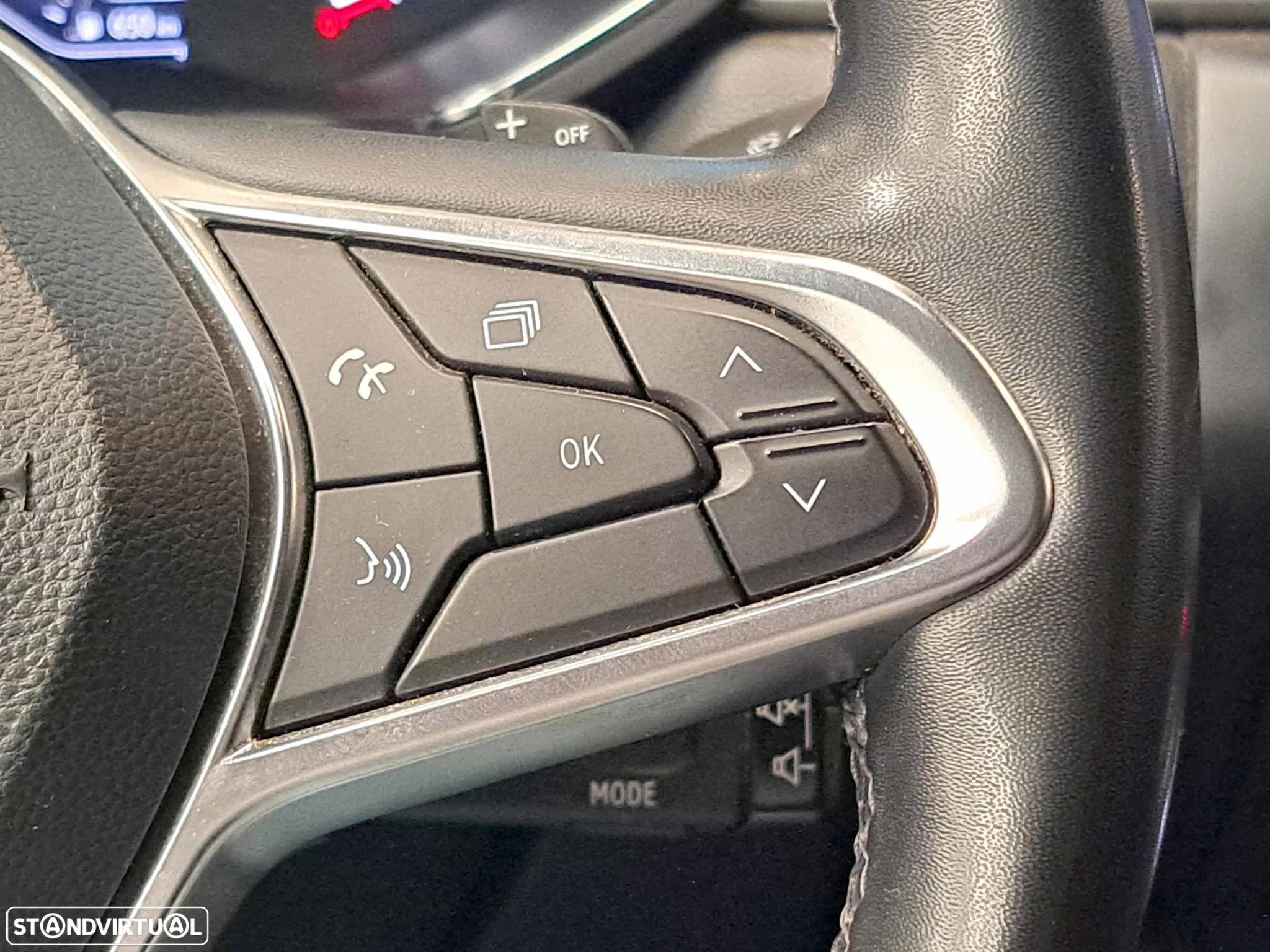 Renault Captur 1.5 dCi Exclusive EDC - 9
