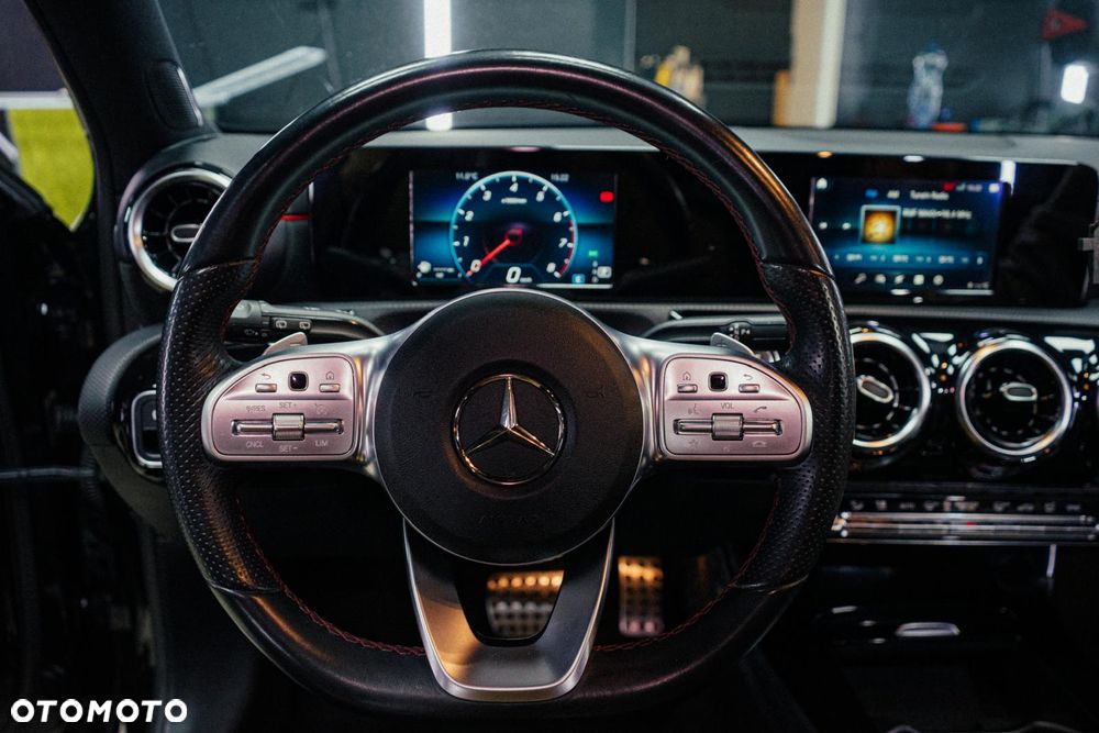 Mercedes-Benz Klasa A 180 7G-DCT AMG Line Advanced - 20