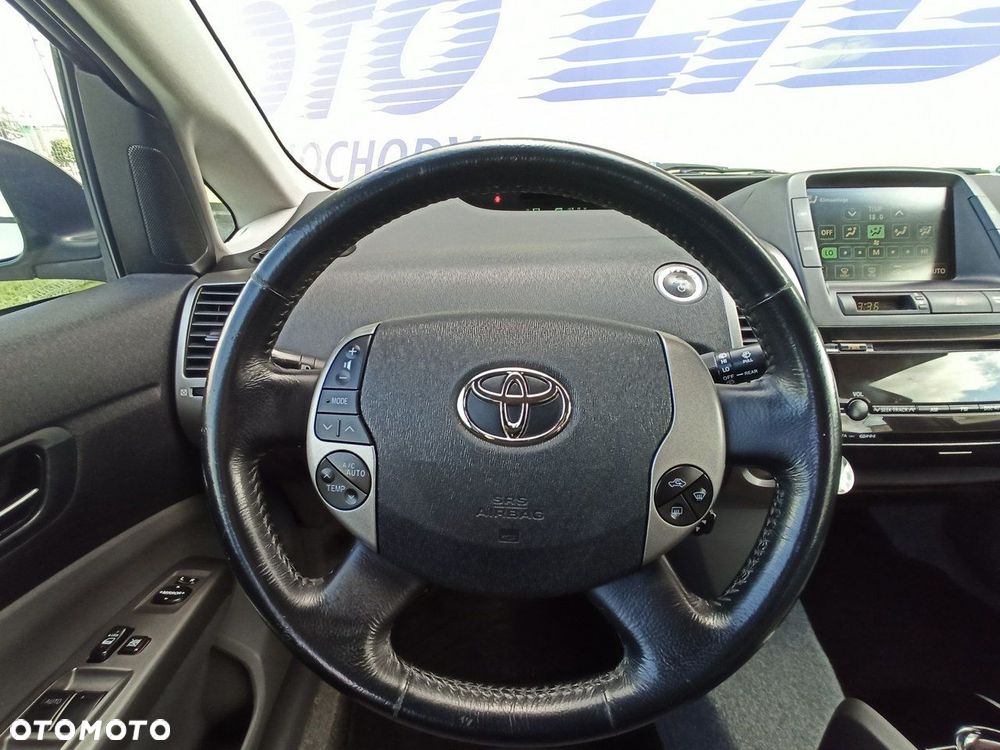 Toyota Prius - 14