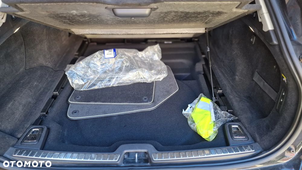 Volvo V90 D4 Momentum - 21