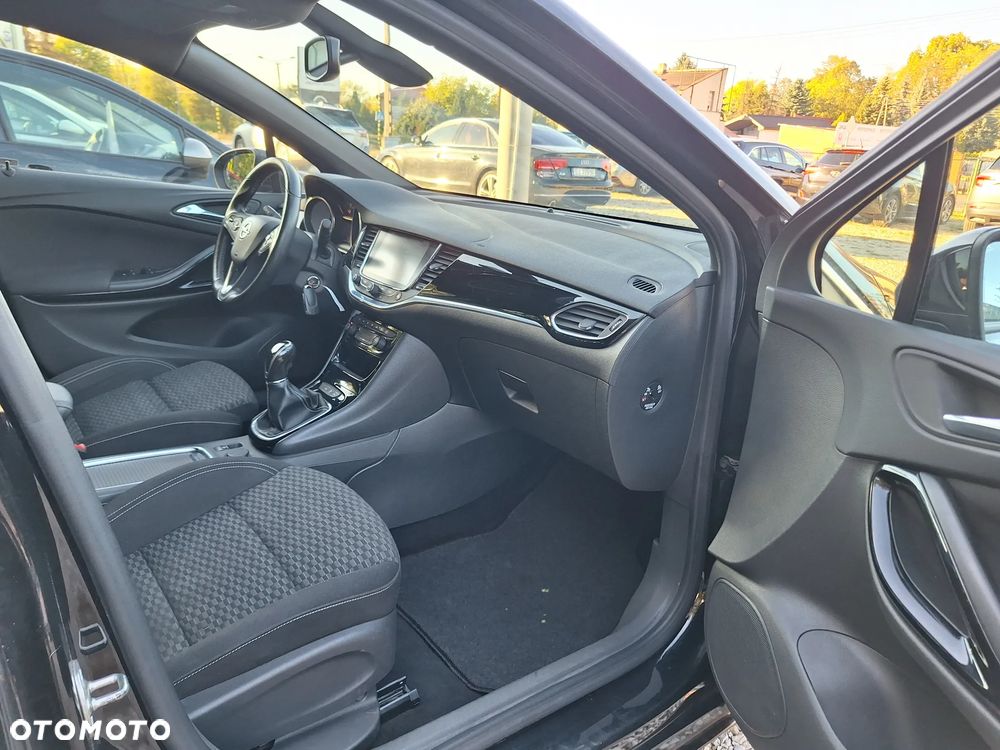 Opel Astra 1.4 Turbo Dynamic - 18