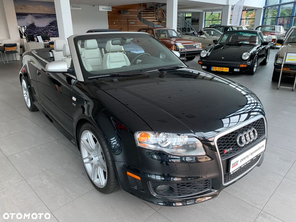 Audi RS4 Cabrio - 7