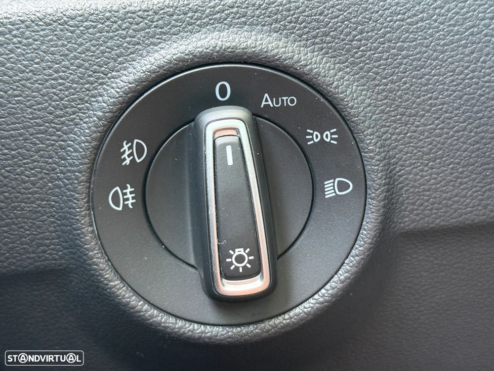 VW T-Roc 1.6 TDI Style - 29