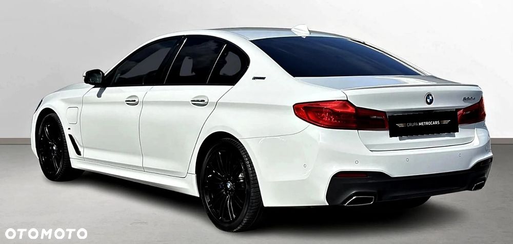 BMW Seria 5 530e iPerformance GPF M Sport sport - 7