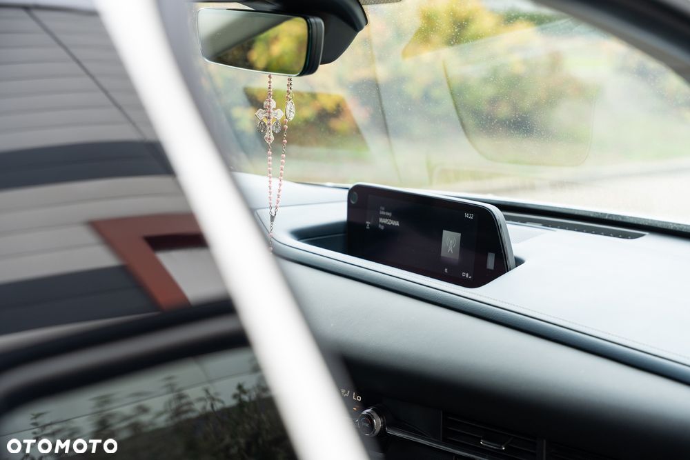 Mazda CX-30 2.0 mHEV Hikari 2WD - 18