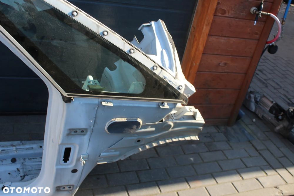ĆWIARTKA PODŁUŻNICA SŁUPEK PRAWY PRZÓD OPEL ZAFIRA C 40R - 5