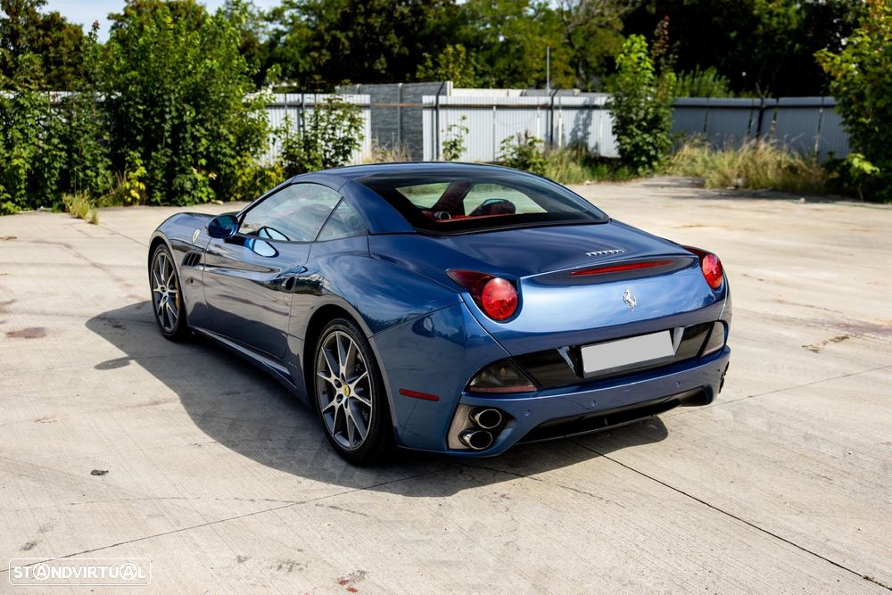 Ferrari California F1 - 19