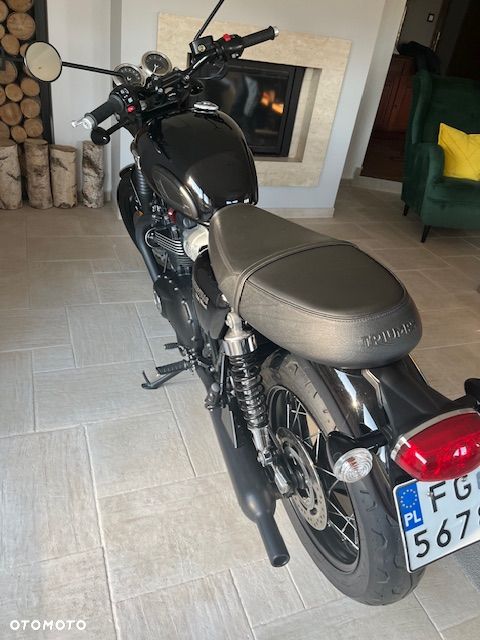 Triumph Bonneville - 5