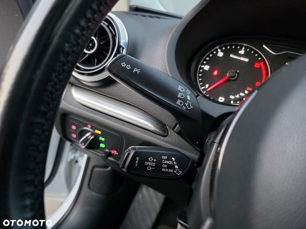 Audi A3 Limousine 2.0 TDI (clean diesel) Ambiente - 19