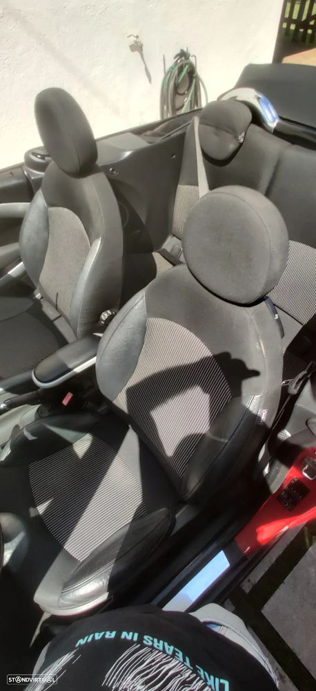 MINI Cabrio Cooper S - 2