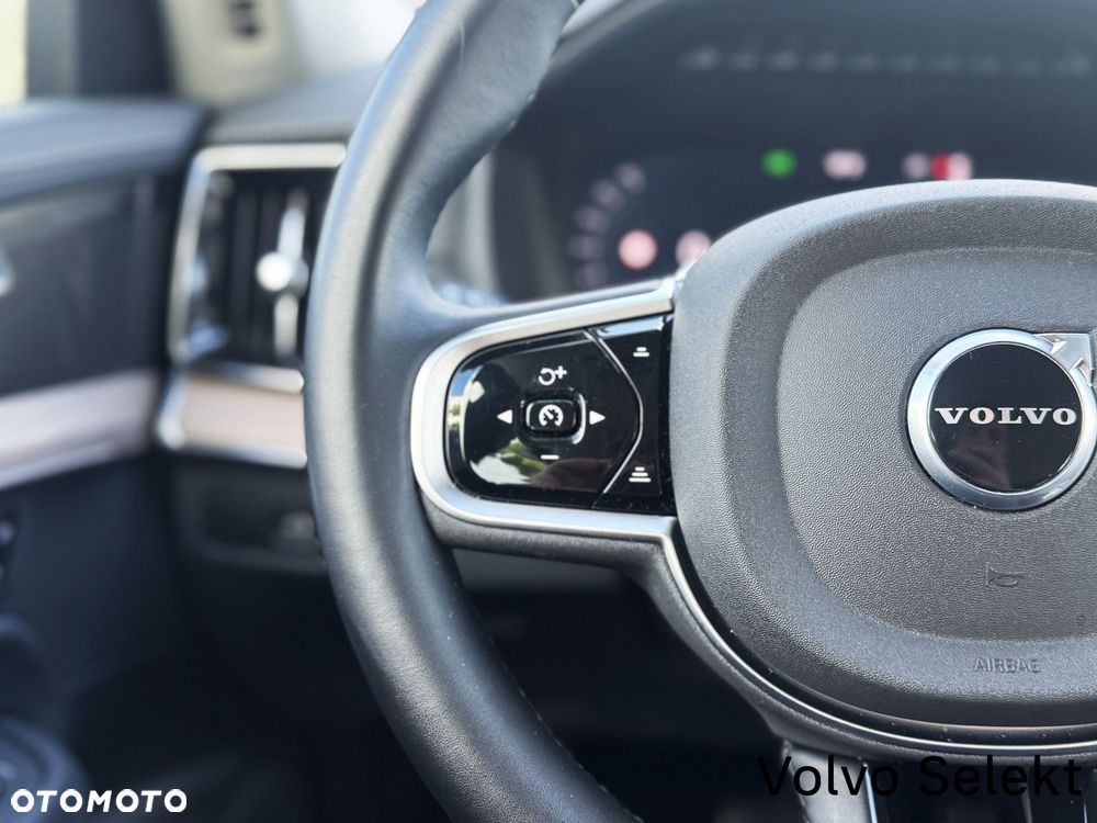 Volvo XC 90 - 12