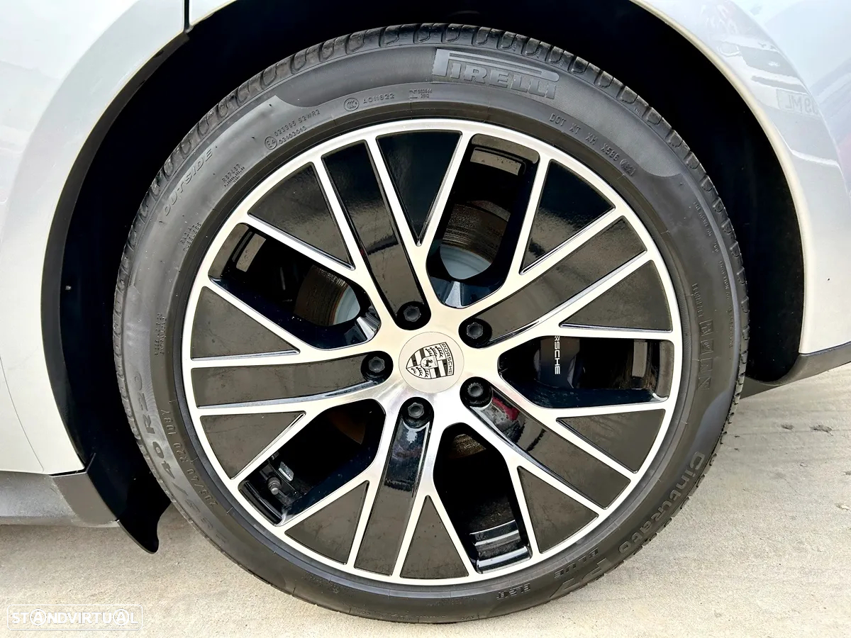 Porsche Taycan Standard - 54