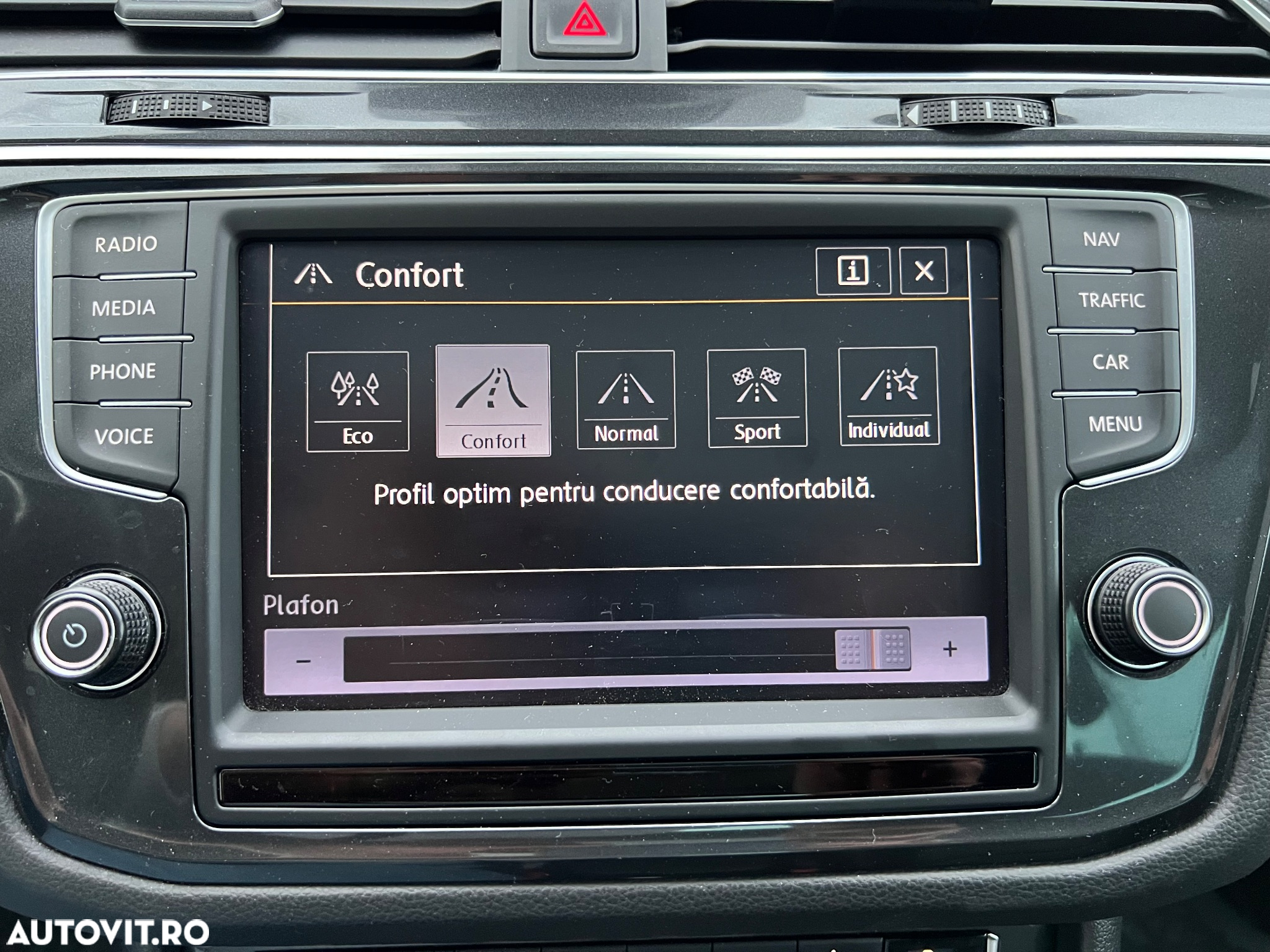 Volkswagen Tiguan 2.0 TDI SCR 4MOTION (BlueMotion Techn.) DSG Highline - 20