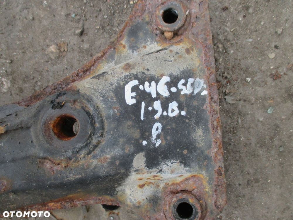 ŁAPA PODPORA MOCOWANIE BMW E46 - 2