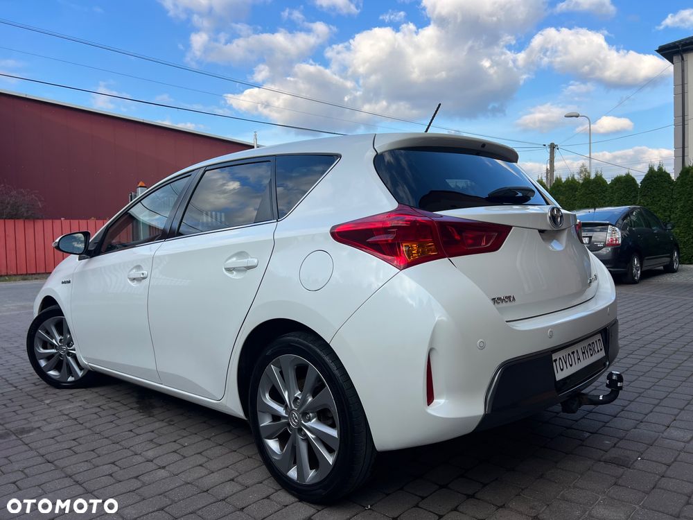 Toyota Auris 1.8 HSD Luna - 14
