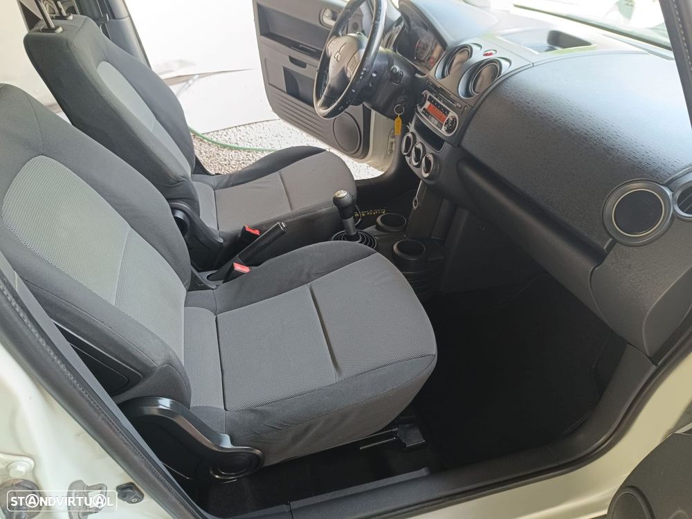 Mitsubishi Colt 1.3 Instyle - 10