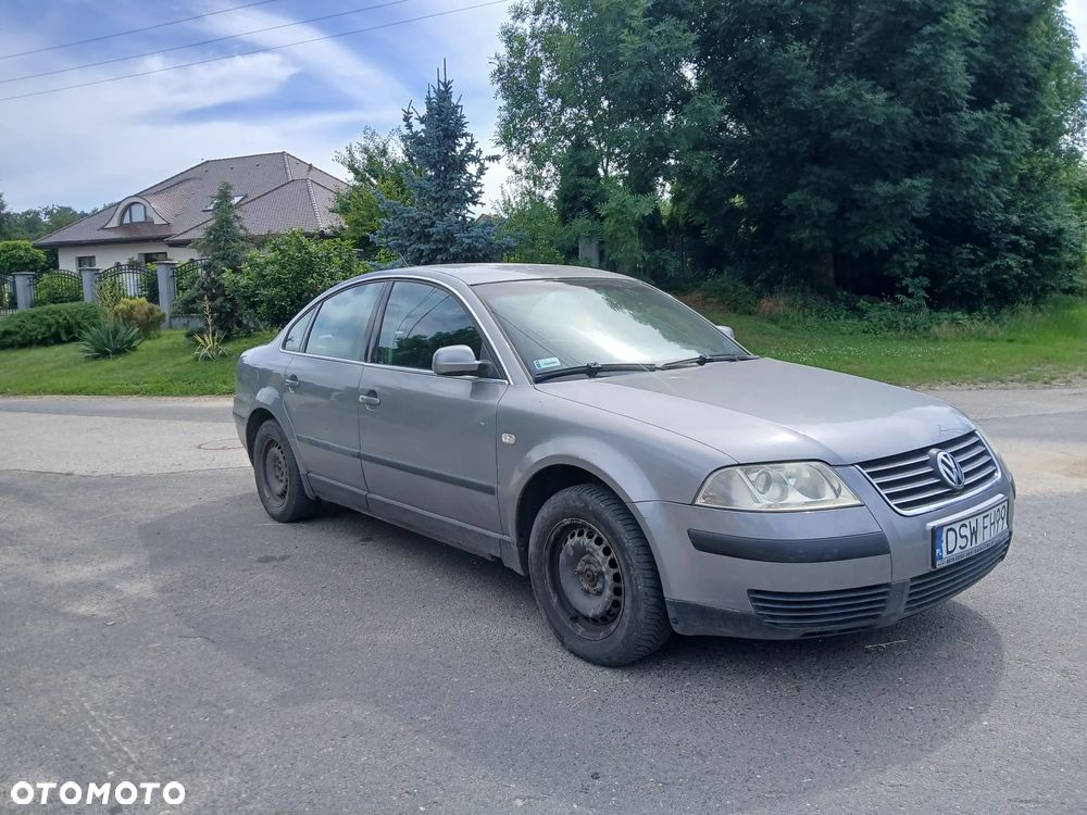 Volkswagen Passat 1.9 TDI Trendline - 9