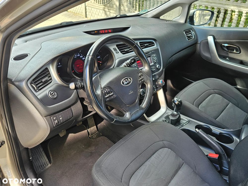 Kia Ceed 1.4 CVVT Attract - 11
