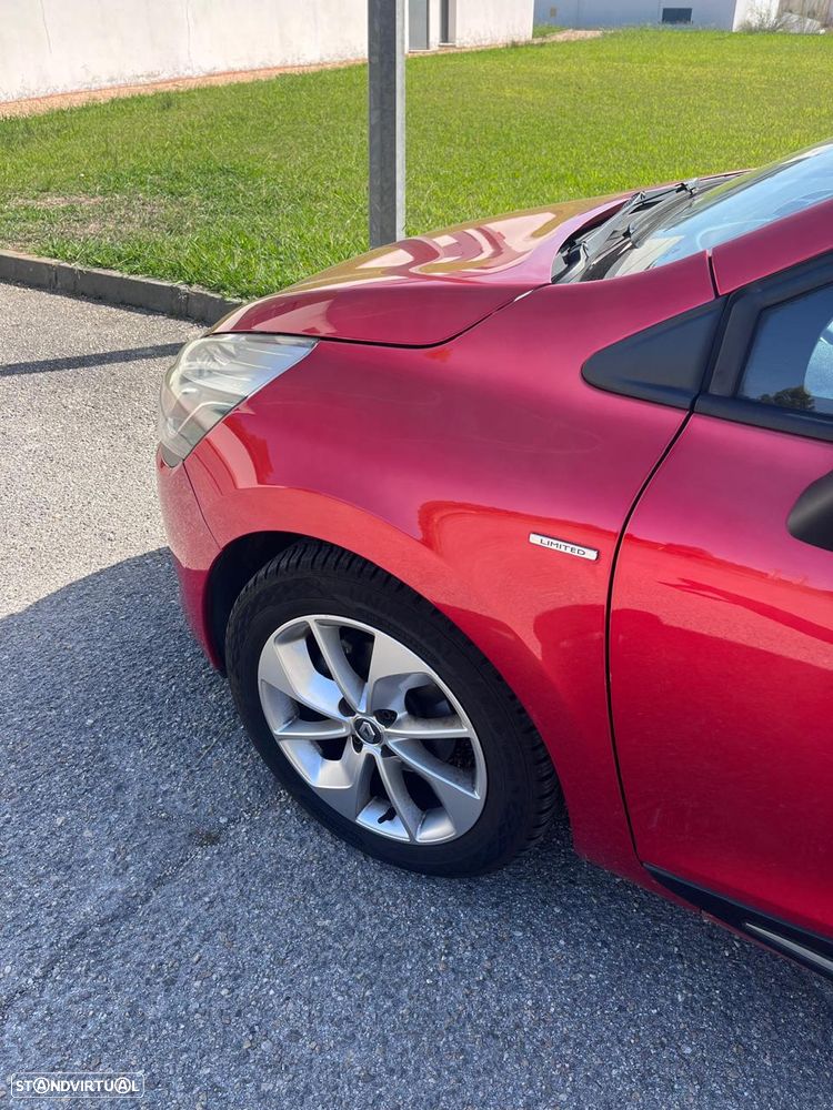 Renault Clio 1.2 16V Confort 130g - 4