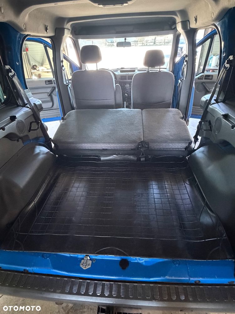 Ford Tourneo Connect - 20