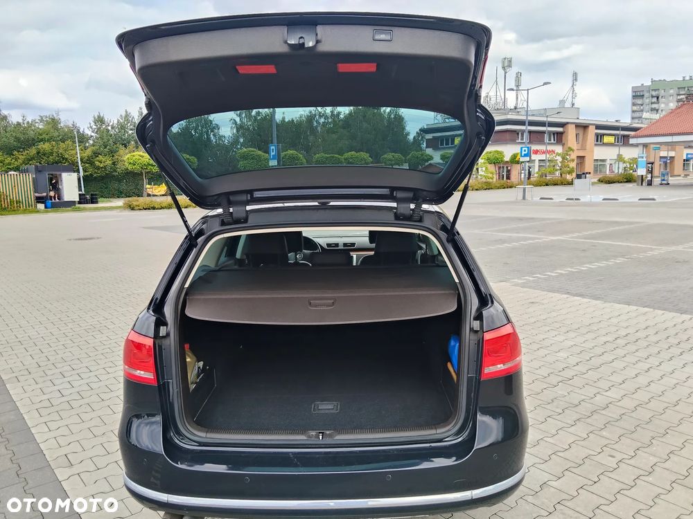 Volkswagen Passat 2.0 TDI DSG BlueMotion Technology Highline - 15