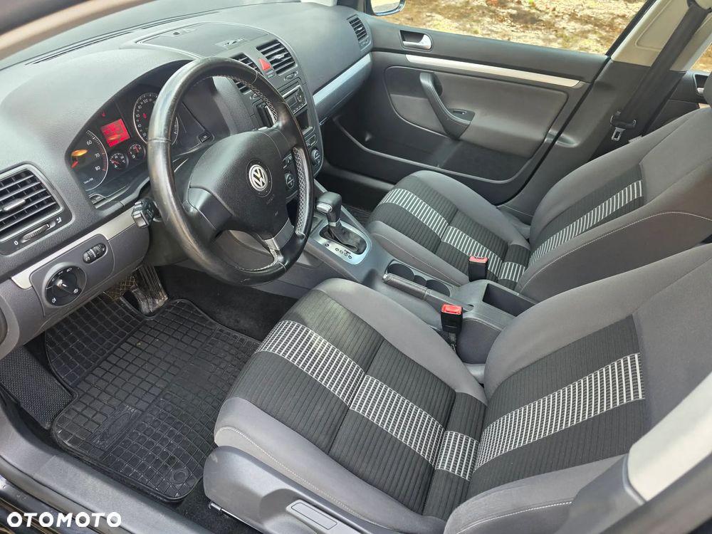 Volkswagen Golf 1.6 Automatik United - 5