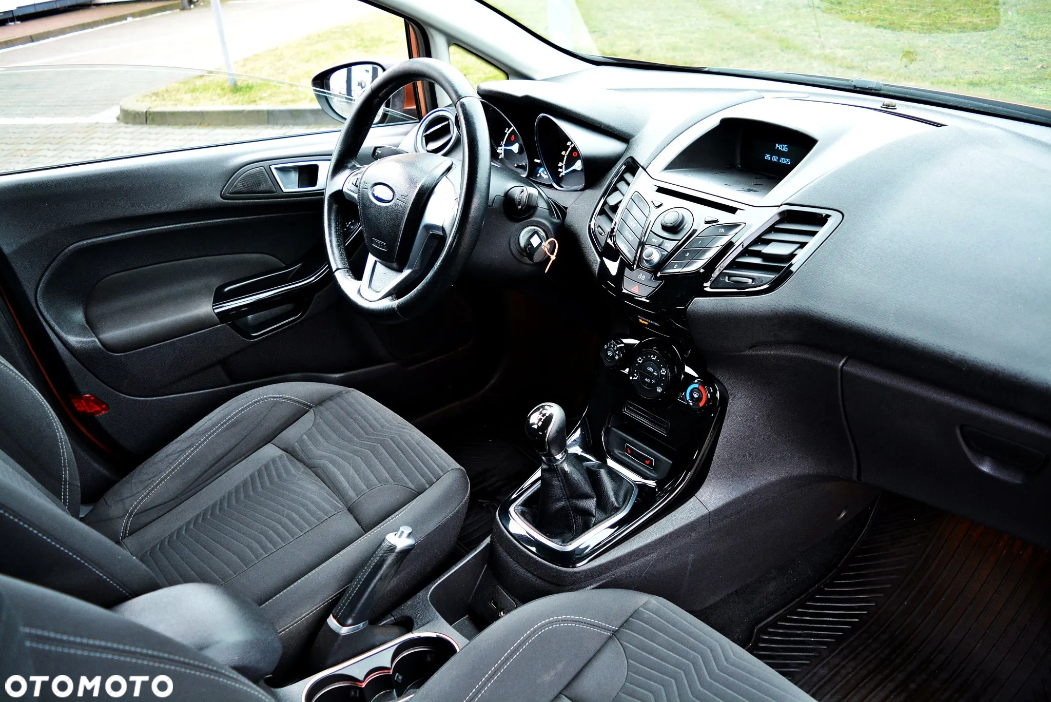 Ford Fiesta 1.25 Titanium - 19