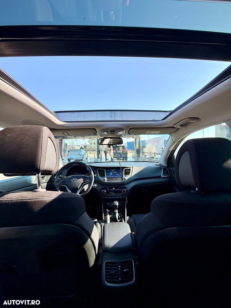 Hyundai Tucson 2.0 CRDI 4WD 6MT Style - 5