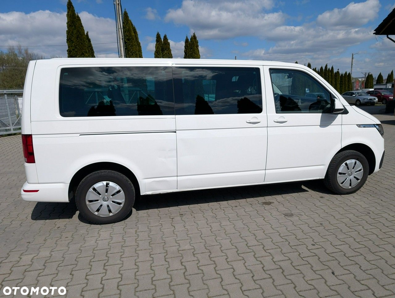 Volkswagen Caravelle - 6