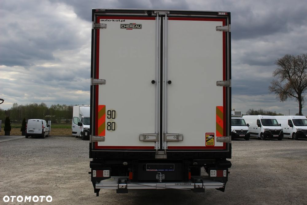 Renault D320 CHŁODNIA/*CARRIER* 1150mt /CHEREAU/TYLNE DRZWI / KAB.SYPIALNA/ EURO 6/*SERWIS FR*/ SUPER STAN - 12