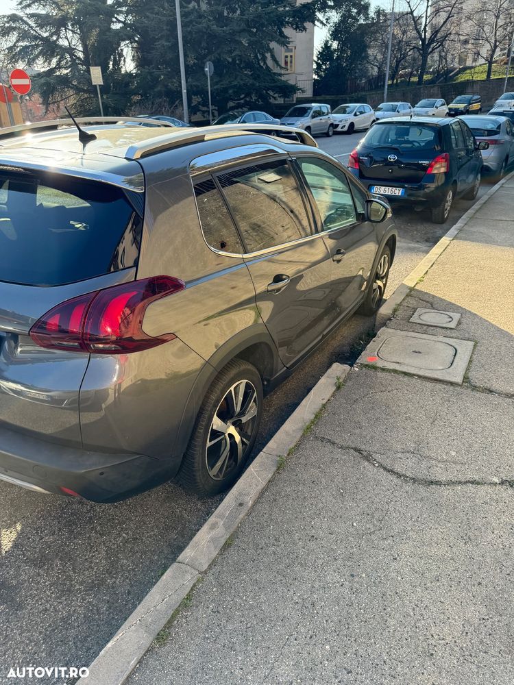 Peugeot 2008 1.2 PureTech Turbo S&S Allure - 31