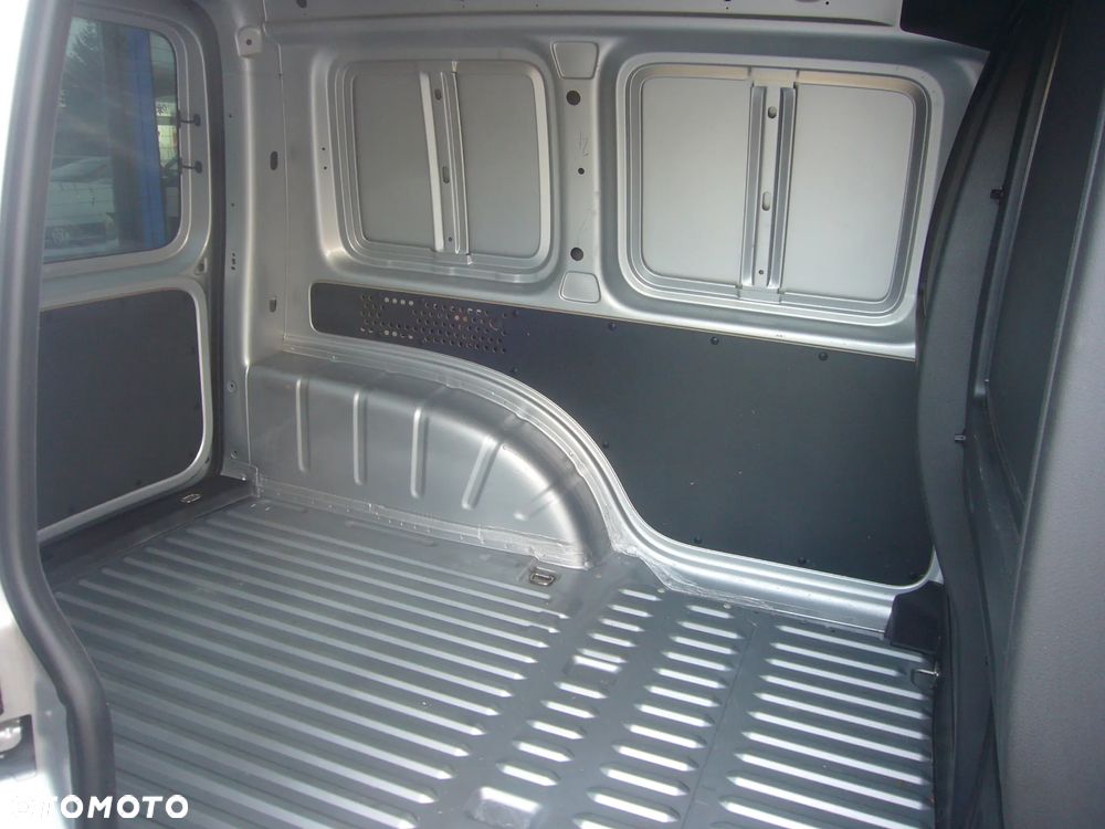 Volkswagen Caddy 1.4 TSI Trendline - 15