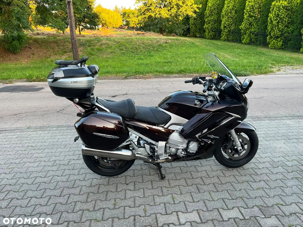 Yamaha FJR - 4