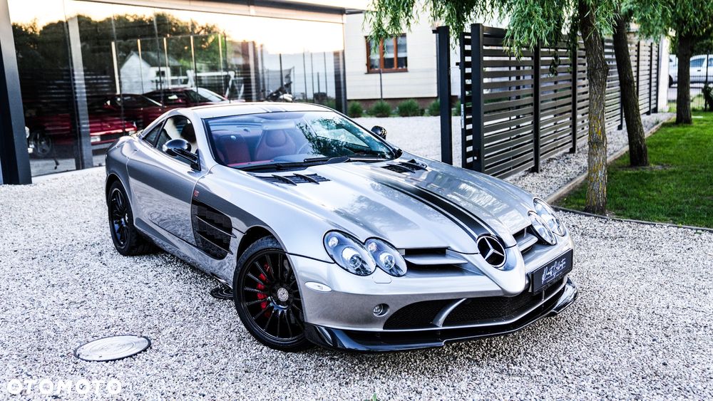 Mercedes-Benz SLR McLaren Coupe - 1