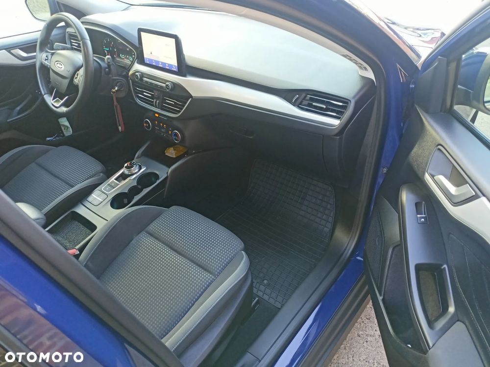 Ford Focus - 12