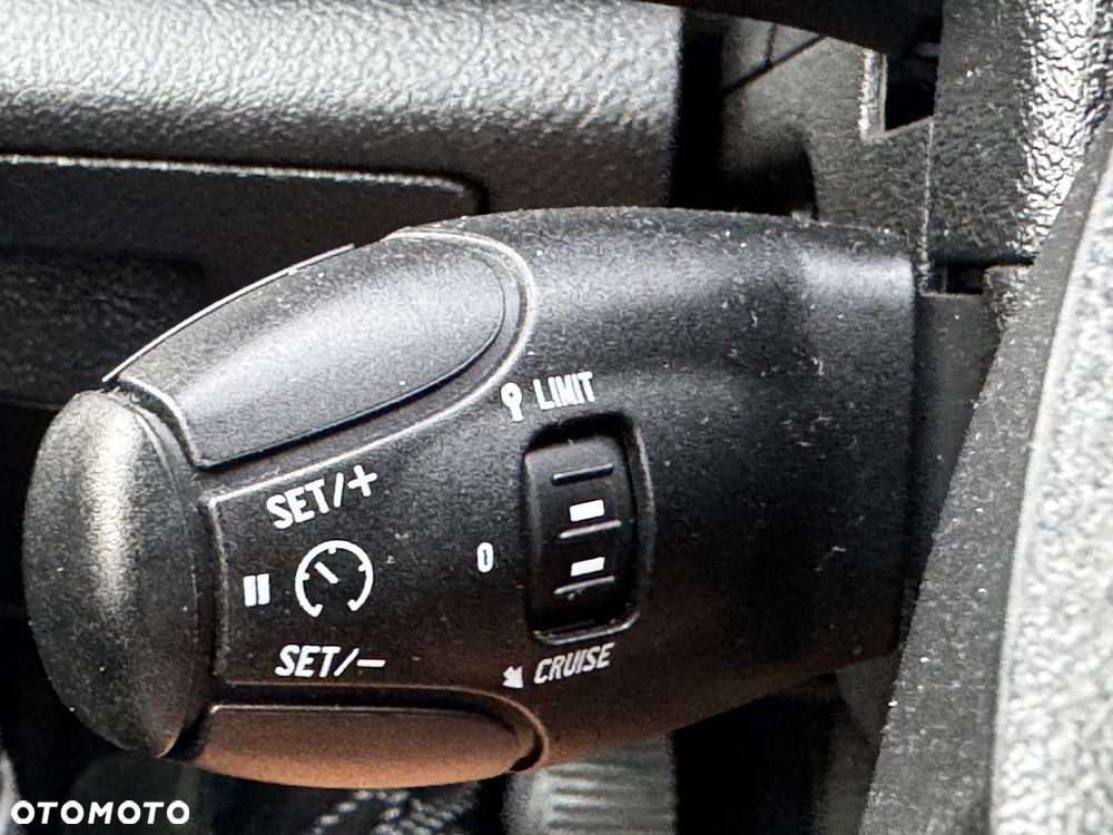 Peugeot 407 2.0 HDI Sport - 13