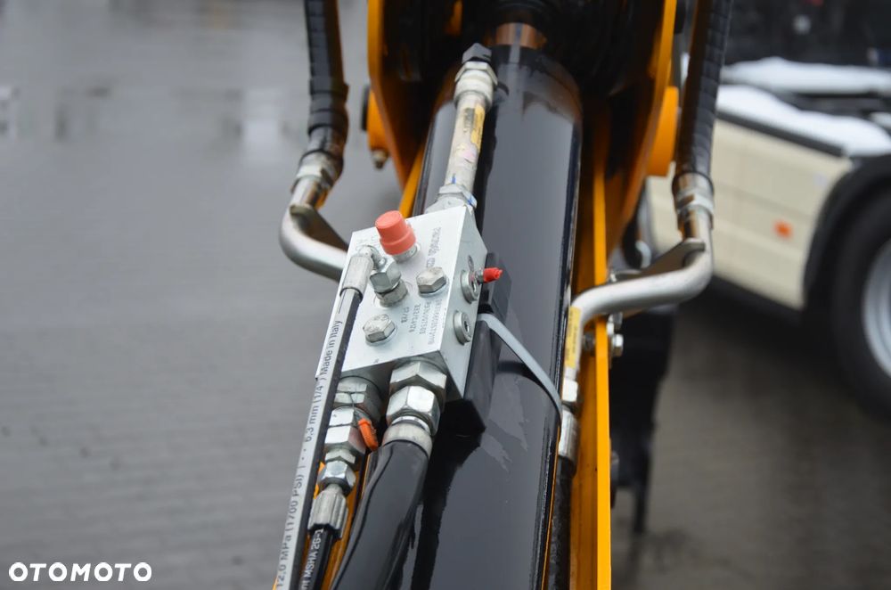 JCB 3CX PLUS / SILNIK 4,8L 109km / POWERSLIDE / KLIMA / SZYBKOZŁĄCZE / DWUKIERUNKOWA INSTALACJA / 20" / ZAMEK - 7