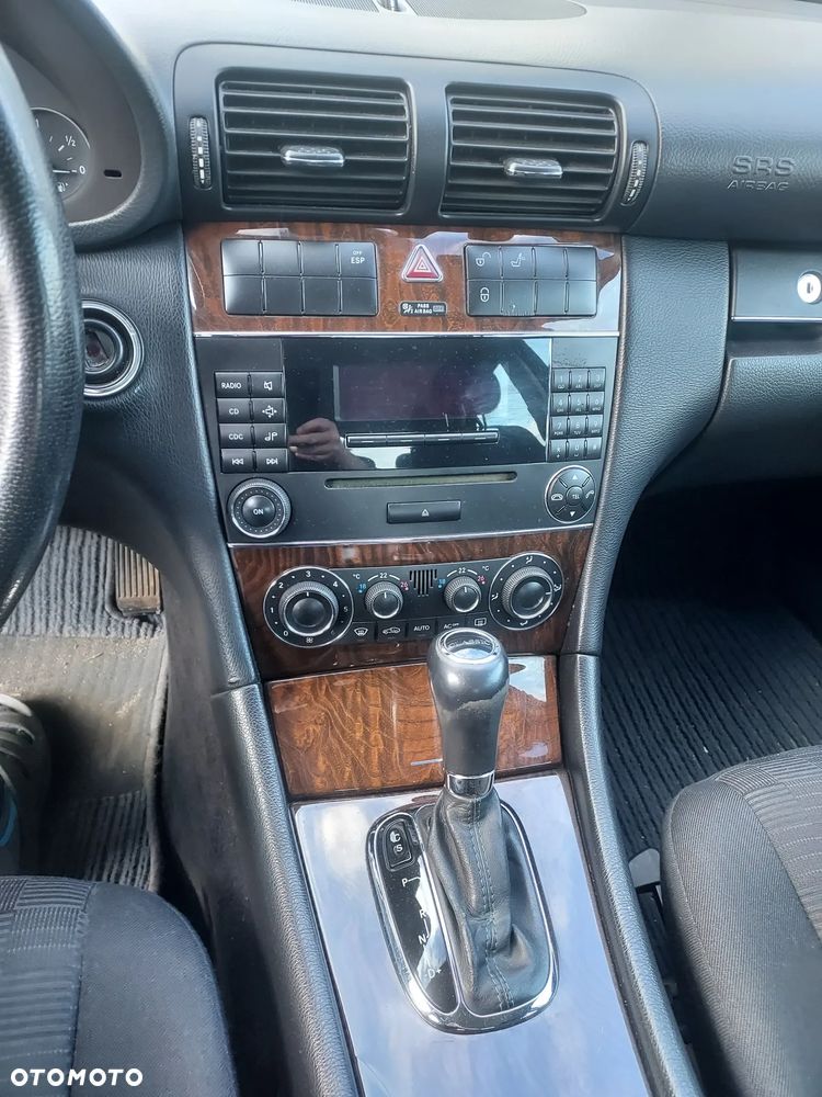 Mercedes-Benz Klasa C 180 Kompressor Automatik Classic - 6
