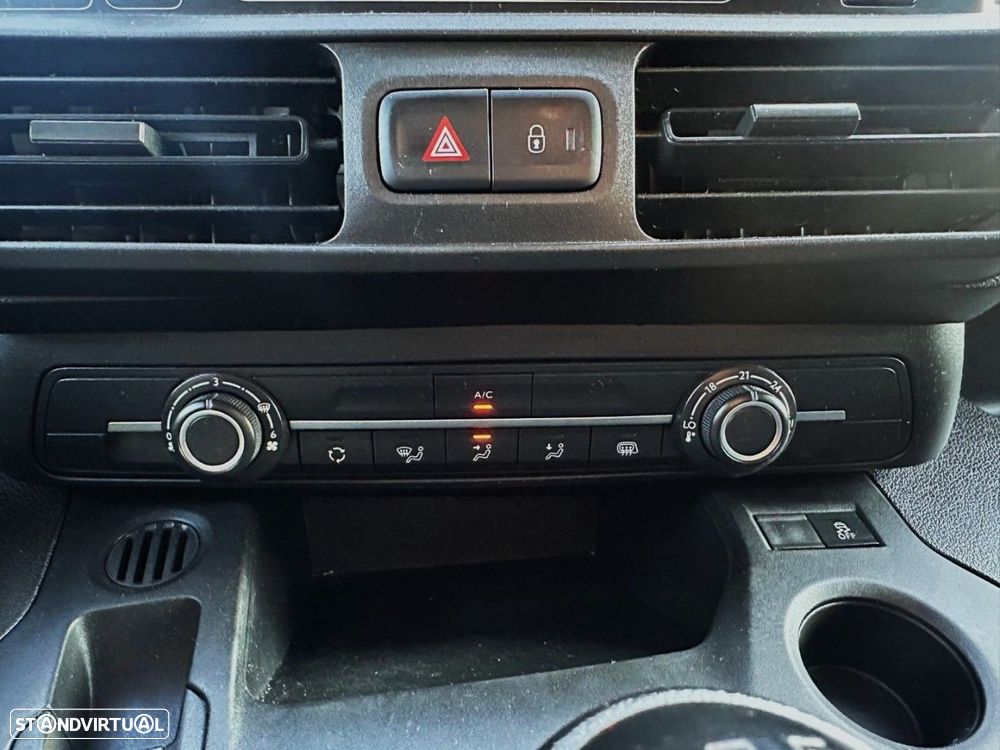 Peugeot Partner 1.5 BlueHDi Premium Standard - 23