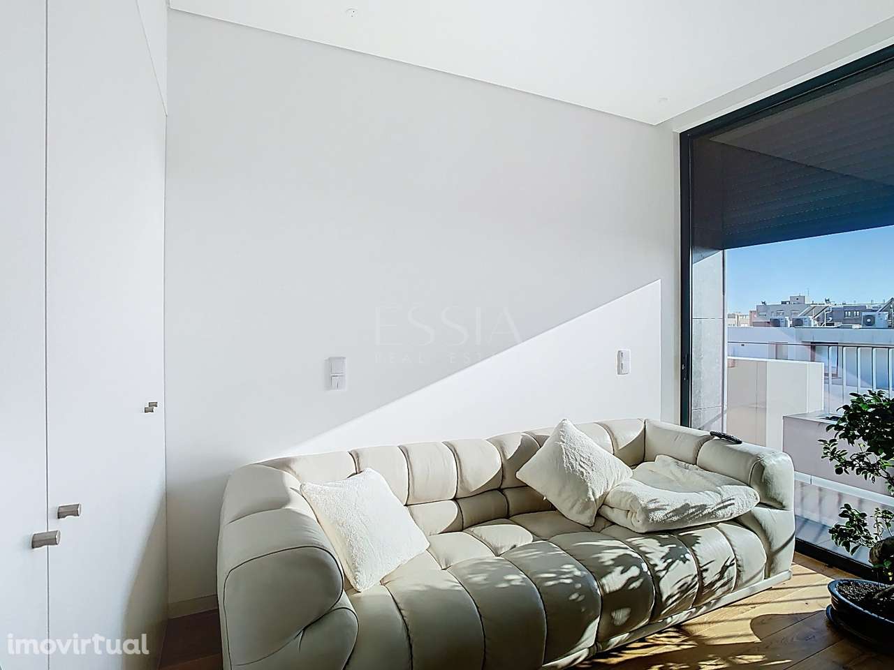 Apartamento T3 em Leça da Palmeira com Varanda - Grande imagem: 4/25