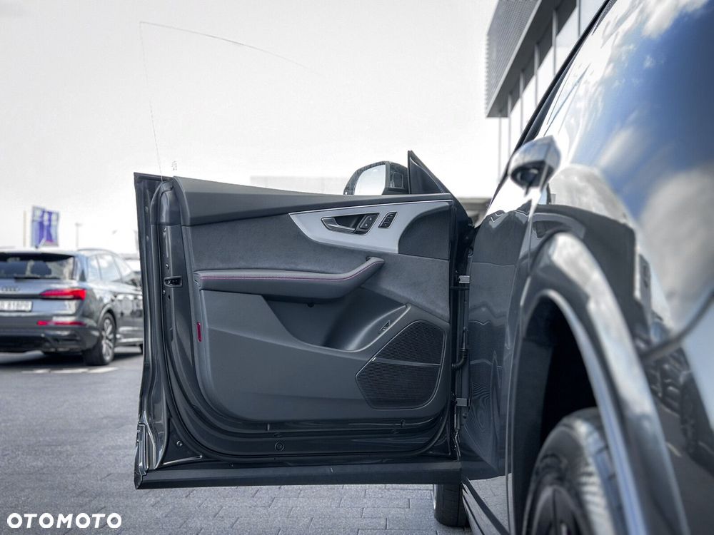 Audi Q8 - 16