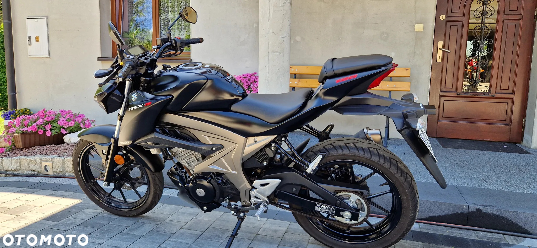 Suzuki GSX - 11