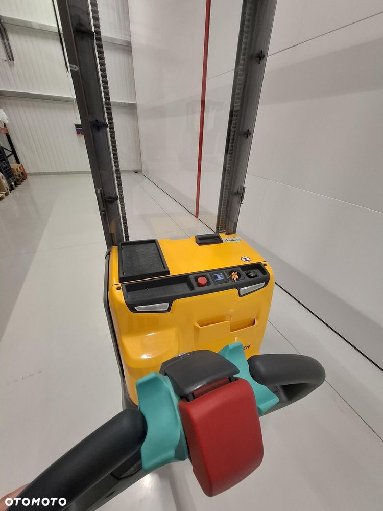 Jungheinrich EJC220 - 8