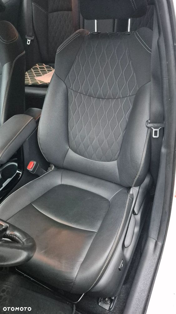 Toyota Corolla 1.6 Executive MS - 15